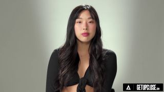 UP CLOSE  How Women Orgasm With Horny Brunette Elle Lee! SOLO FEMALE MA.-1