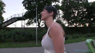 Nicola (Amateur porn)-1