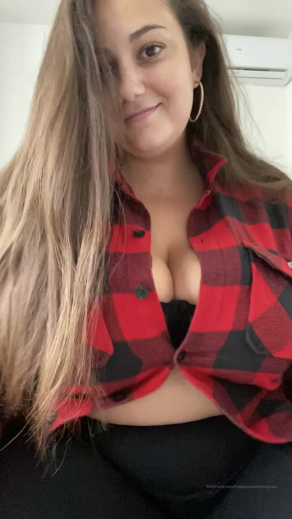 Haveyoumetmissjones - hi babies im busy filming loads of hot content for you its going to be a w 08-11-2019