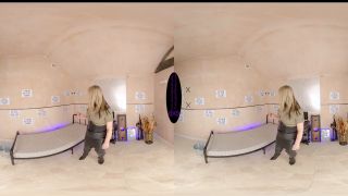 Femdom Porn The English Mansion – Mistress Sidonia – Hard Strokes Penalty – VR-8