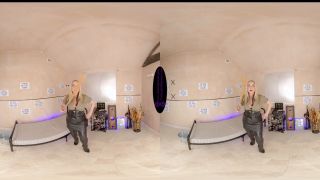 Femdom Porn The English Mansion – Mistress Sidonia – Hard Strokes Penalty – VR-9