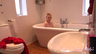 Auntie Lucinda Bathtub Jerk Off Instruction-0