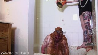 Mistress Petra HunterA Big, Sticky Mess; WAM Sploshing Mistress Petra Hunter 1080p-7