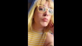 @goddesseevee 2019-07-05 15 minutes of Sunflower's Nourishmen-5