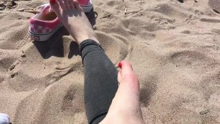  lazypurpleleaf -45977817-, feet on feet porn-9