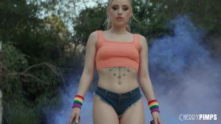 free video 41 raceplay femdom Anna Claire Clouds (Roller Babe Anna Is Fit To Tease / 17802), real tits on fetish porn-4