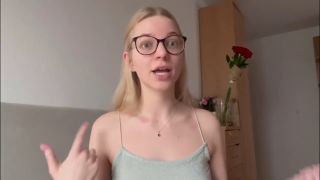 Blonde Why are so many adult men SUBMISSIVE-2