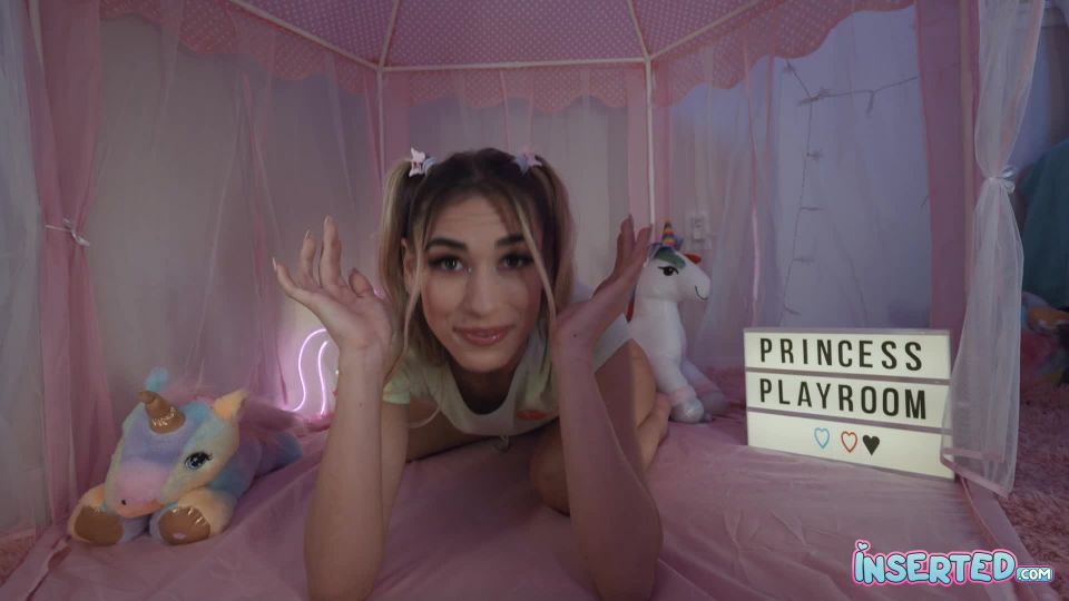 Delilah Shows Off Her Pink POV!