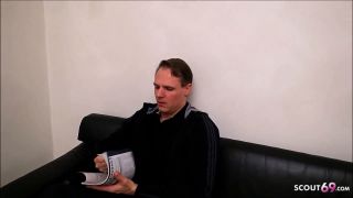 [K2S.CLUB] Elisa18 - Beim Gynäkologen fremdgehen und erwischt beim ficken mit dem Stecher - FullHD 1080P-5