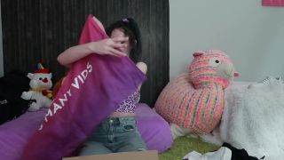 katilingusManyvids Crown Unboxing  Try-On! Eee-92-345605-3