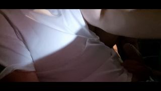 Amateur Couple Blowjobs In The Car.-0