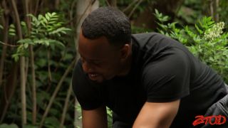 Lauren Phillips Reveals Intimate Workouts with Hot Trainer-2