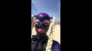 FetiliciousFans SiteRipPt 1Beach Day-2
