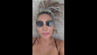 Femdom porn  Femdom porn  Farrah Abraham Wants To Get Fucked In Her Sunglasses 720p [SD 720p] 2025-9