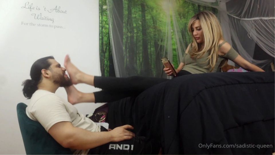 Mistress Alexis in Video - Stick Out Your Tongue Download...