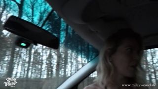 [K2S.CLUB] Miley-Weasel - Blondine wird in der Öffentlichkeit gefickt - FullHD 1080P-2