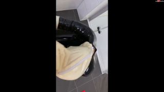 Amateur porn   Amateur Latex Denise - Fremdgeh Fotze bläst auch deinen Schwanz 720P - Amateur -8