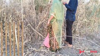 [GetFreeDays.com] Gav ki Kamwali Bai ki jungle me Gand chudai Pesa dekar desi outdoor Anal Full Hindi Adult Clip January 2023-0