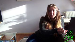 Lisa Sophie - Willig, nass und fickbereit - mit dieser Überraschung hat er nicht g... 1080P - Germany-3
