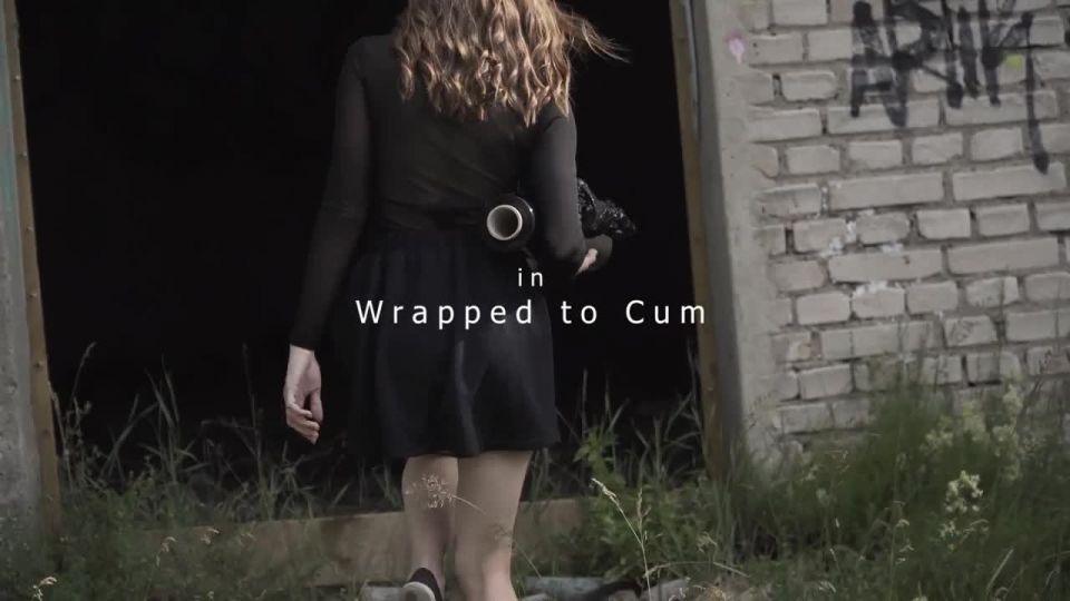 adult clip 36 Wrapped To Cum 2 - outdoors - toys femdom group