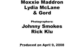 House of Gord17 05 19 Moxxie Maddron & Lydia McLane - Splits Tease! (Interview)-9