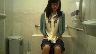 Online Tube Voyeur in Public Toilet - voyeur-6