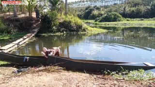 7147 Inside The Abandoned Boat And On The Bridge Hd-2