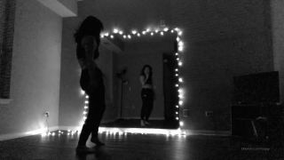Lucy - loopyy () Loopyy - taking a break from our regularly scheduled program to show yall this video of me danci 16-02-2020-9