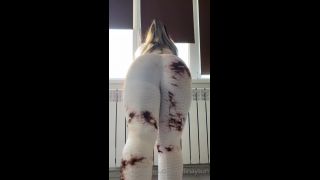 Aylin Aysun () Aylinaysun - a little tease of my home workout today wanna join on my next workout routine 13-05-2020-4