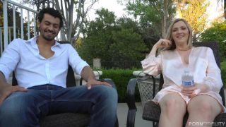 7141 Karla Kush - The Pregnant Glow Part 1 BTS 06 09 2017 rq-1