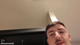 Wife Fuck With Fan In Hotel Roos - Cuckold-1