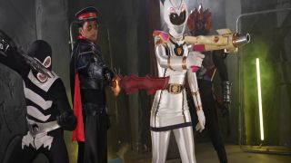 [SuperMisses.com] [ZENP-03] Beast God Squadron Beat Rangers: The Conquest of Beat Phoenix-009-6