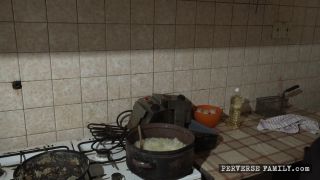 Perverse Family - Filthy Fuckmotel - Czech-3