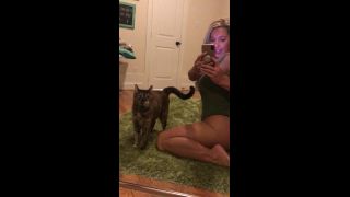 Texas Thighs () Texasthighs - dont mind the kitty 31-12-2019-4