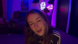 FemdomWillow - Night With Willow POV, Making A Bitch Like You Sniff My Farts While I Spit In Your Face.-2