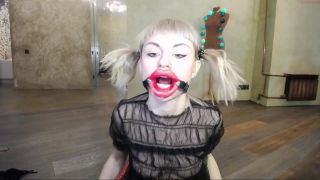 video 6 7674 RED LIPPSTICK MASK BDSM RED LIPPS on femdom porn penny barber bdsm-7