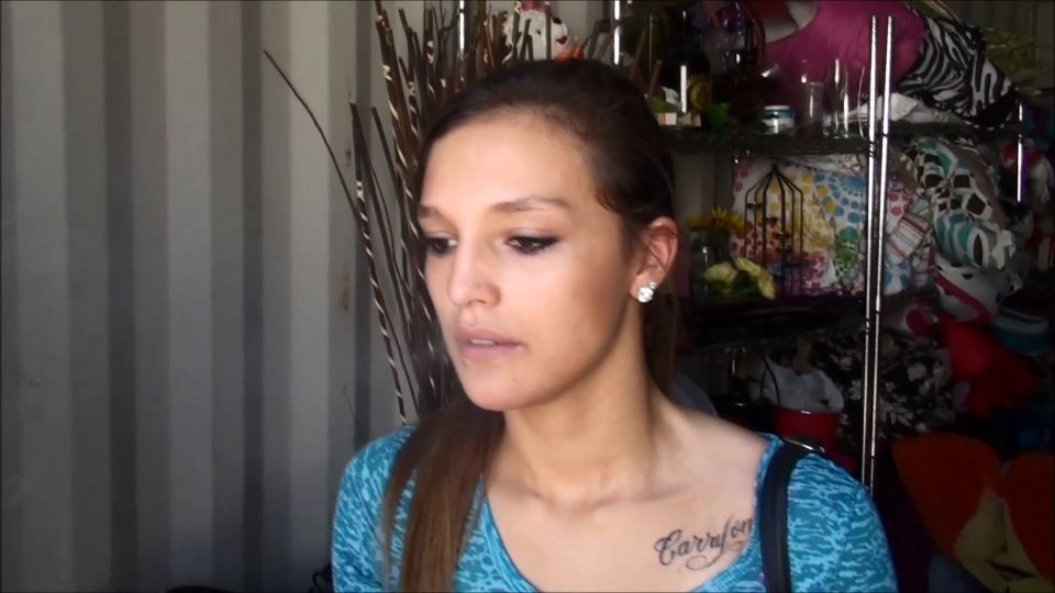 Custom Fetish - Dani Smokes 4 Times - Fetish