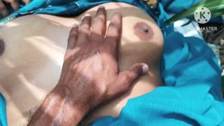 Big Boobs Blonde Desi bhabhi ki chudai mouth and gand in sugarcane field in Indian porn video-8