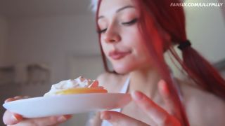 Pornhub, Lilly Pilly Hell: Kitty S Preparing A Dessert For You * SEXY COOKING 25-03-2023 - Blowjob-1