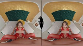 Sandy Little VR 8K Cutie Action! Reverse Cowgirl & More!-9