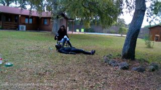 [K2S.CLUB] Mistress Isis Spain - Mistress Isis - VS76 Outdoor training - FullHD 844P-9