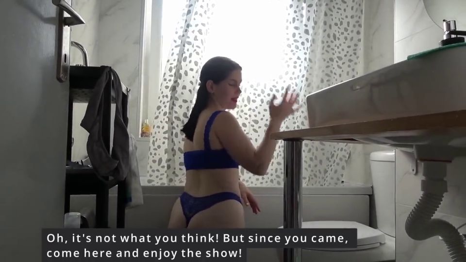 Brunette Facial Giantess Anna Shrunk You and Showed You a Blowjob