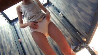 Online Tube Voyeur Hidden-Zone Beach Cabin - voyeur-9