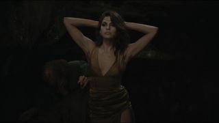 Eva Mendes – Holy Motors (2012) HD 1080p!!!-9