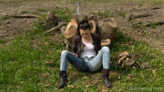 Vanessa Decker LoveWetting - Vanessa (Breakup) (2015-03-25) [1080p]-9