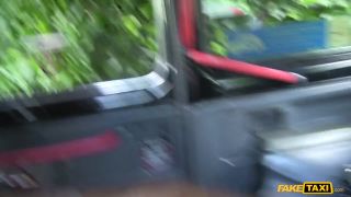 Hottie Cheats On Boyfriend With Cabbie s Older Cock creampie Jessie Jenkins-9
