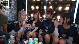 Reducing Mosaic VRNC-058 ゴールイン！美少女サポーター達とスタジアム外で秘密のオフサイド！【みゆ/ゆみ/れい/りん】Ver.みゆ＆ゆみ-1