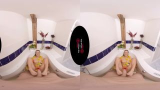 Video Alexis Crystal  Bath Time II 1080p 2K-8