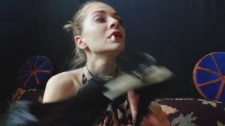 Dangling while talking - Smoking-8