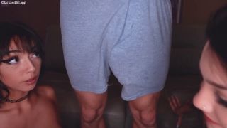 Jackandjill In a Threesome With Sofiswetdream And Her Friend Onlyfans (Threesome)-4